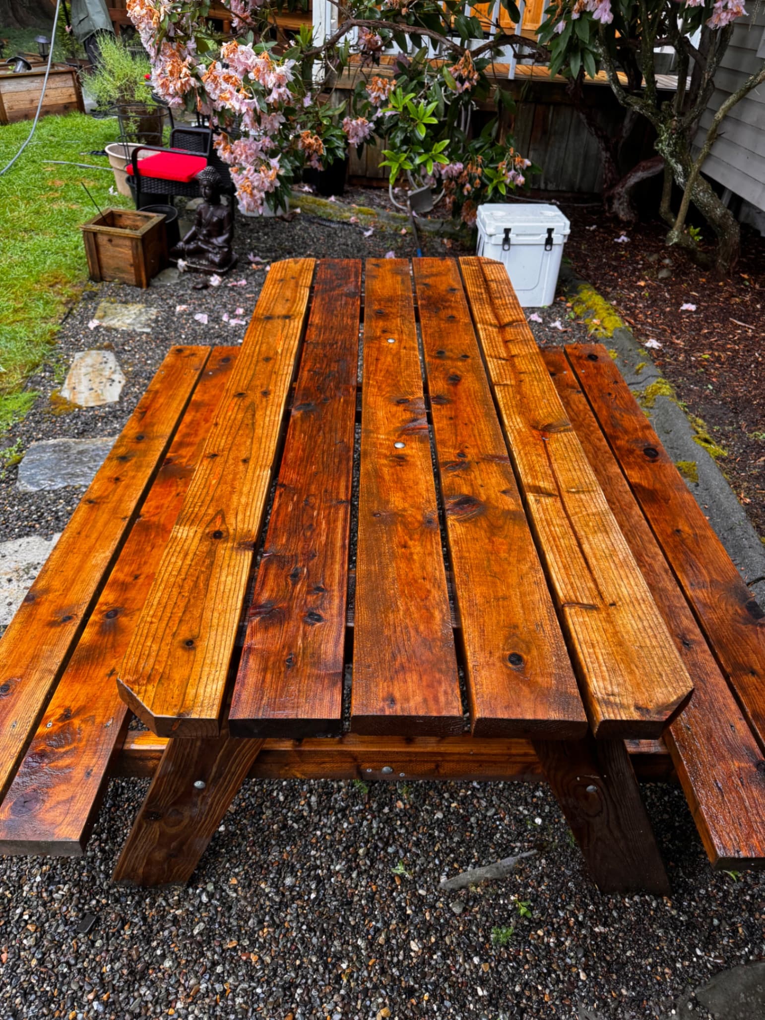 Patio Furniture Cleaning — Before - Patio Furniture Cleaning in King County WA — after